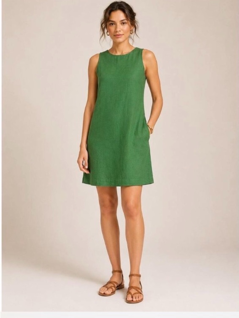 Sleeveless Green Mini Dress with Pockets - Effortless Summer Style